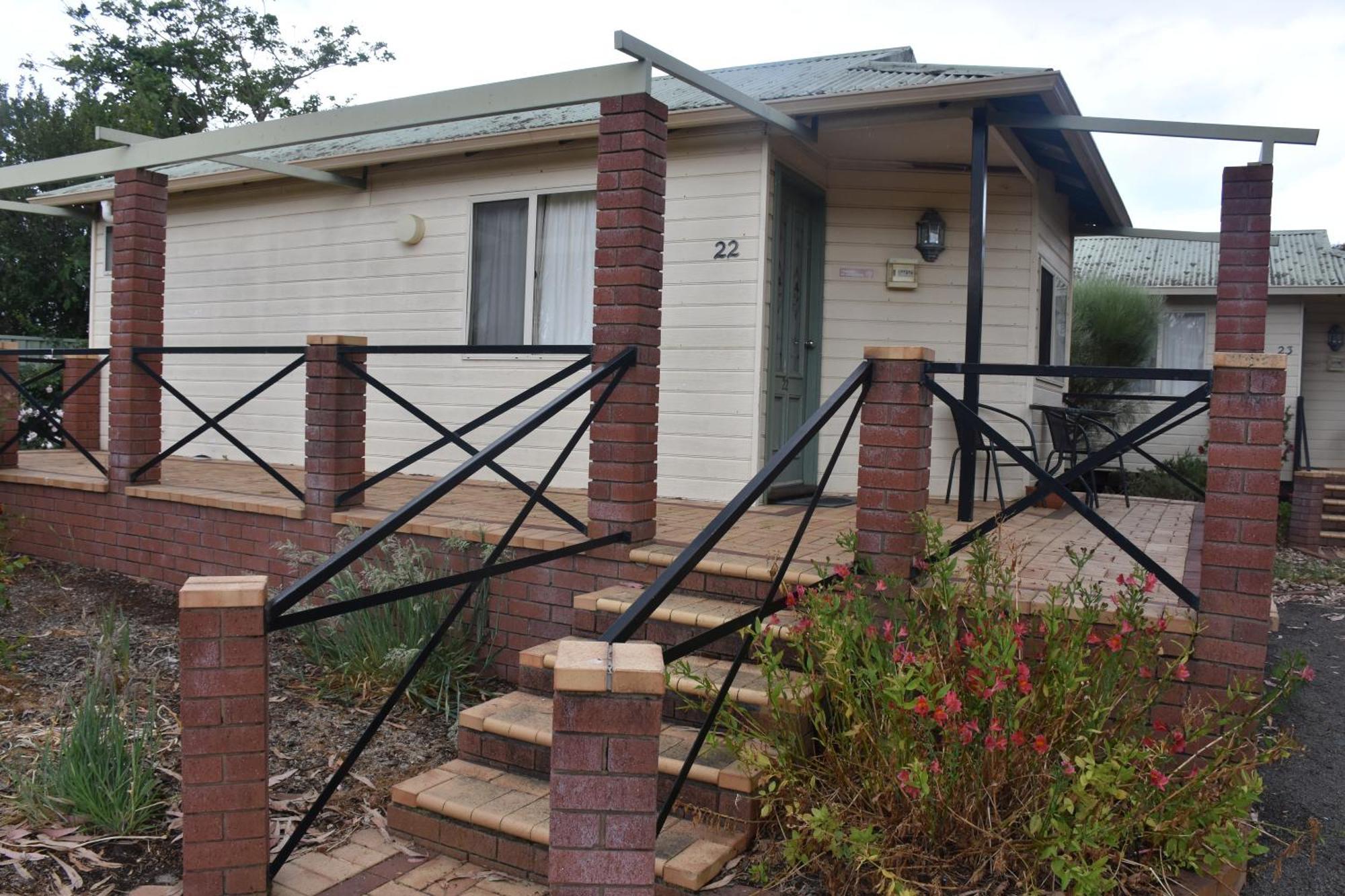 Mount Barker Valley Views Motel & Chalets, Western Australia Room photo