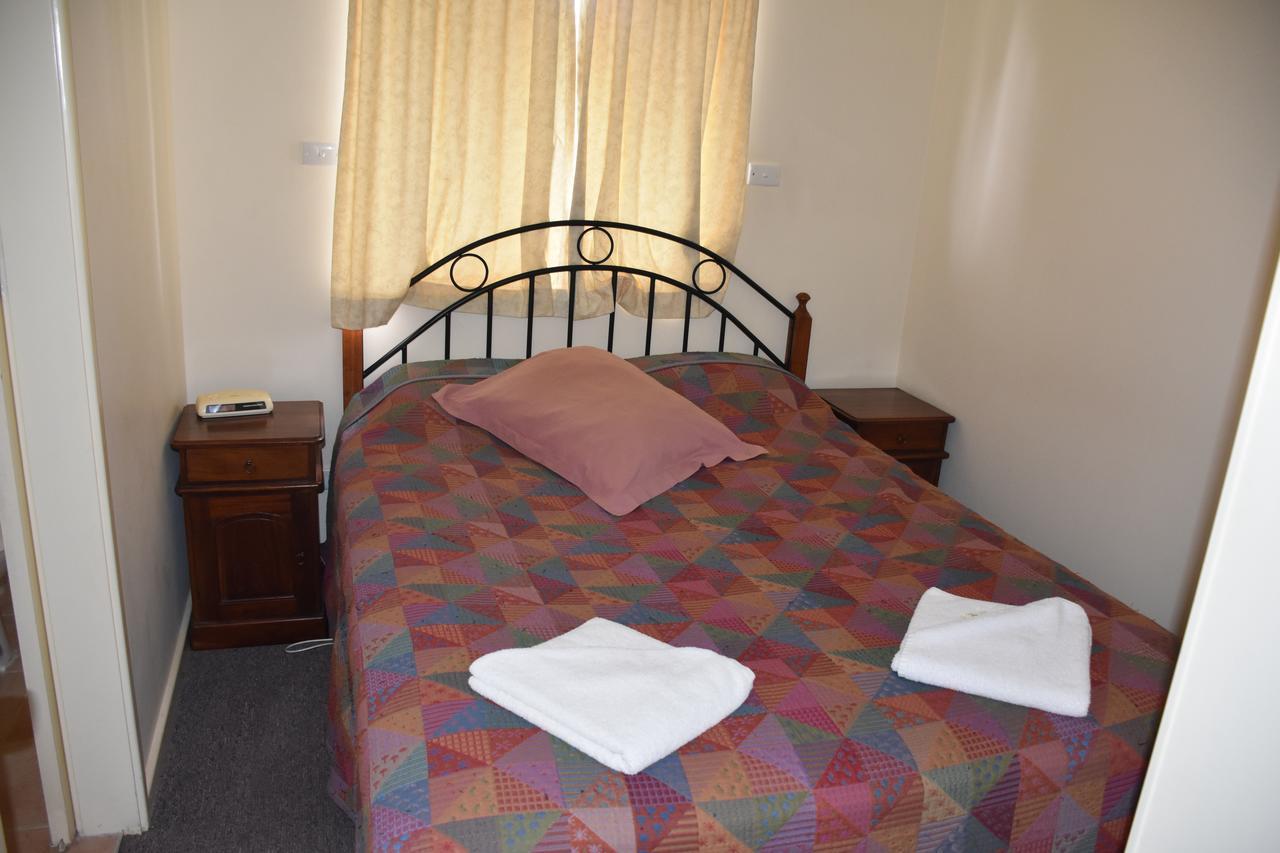 Mount Barker Valley Views Motel & Chalets, Western Australia Exterior photo